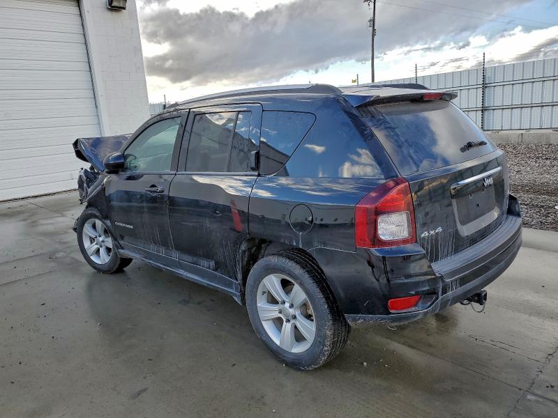 Фото 2 - JEEP COMPASS