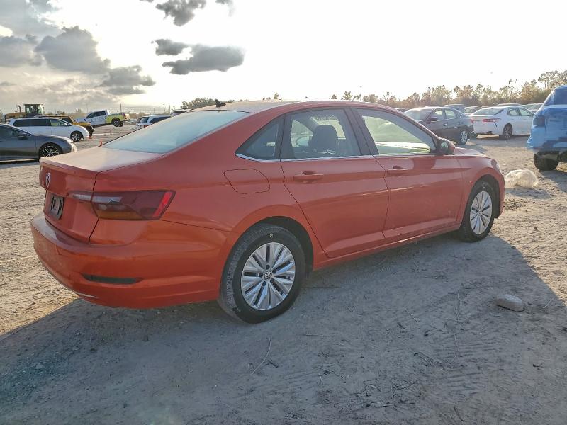 Фото 3 - VOLKSWAGEN JETTA