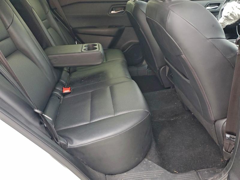 Фото 10 - NISSAN ROGUE