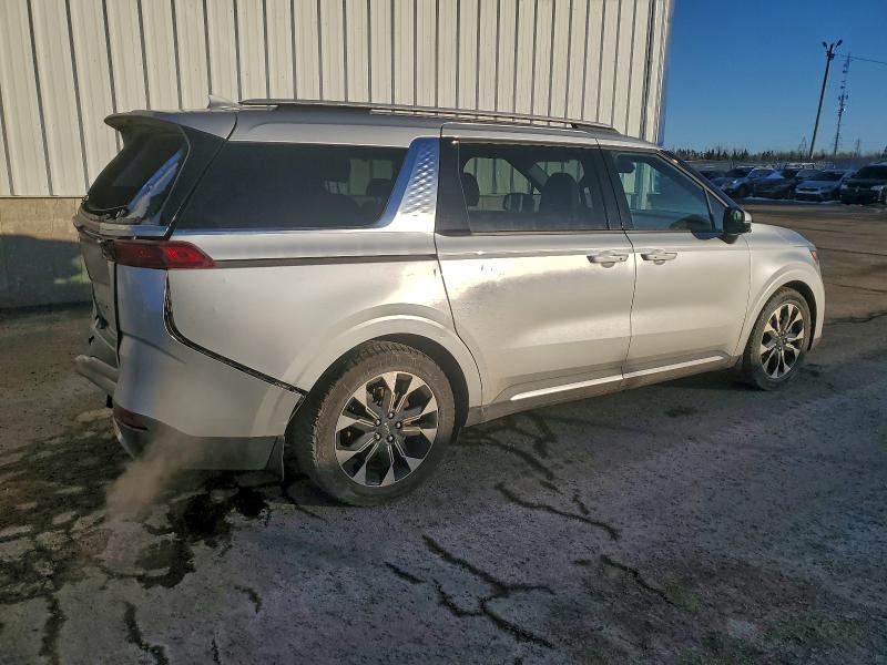 Фото 3 - KIA CARNIVAL E