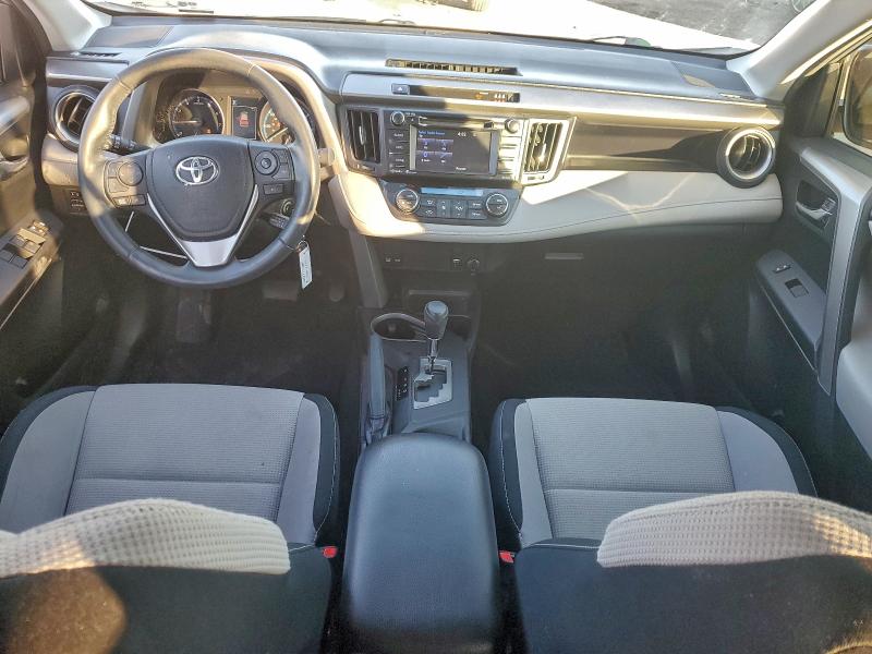 Фото 8 - TOYOTA RAV4