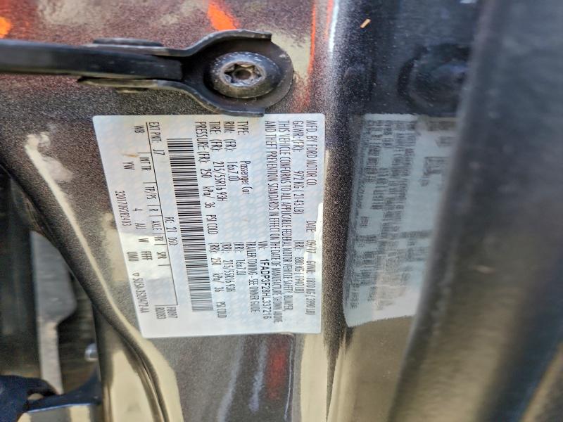 Фото 12 - FORD FOCUS