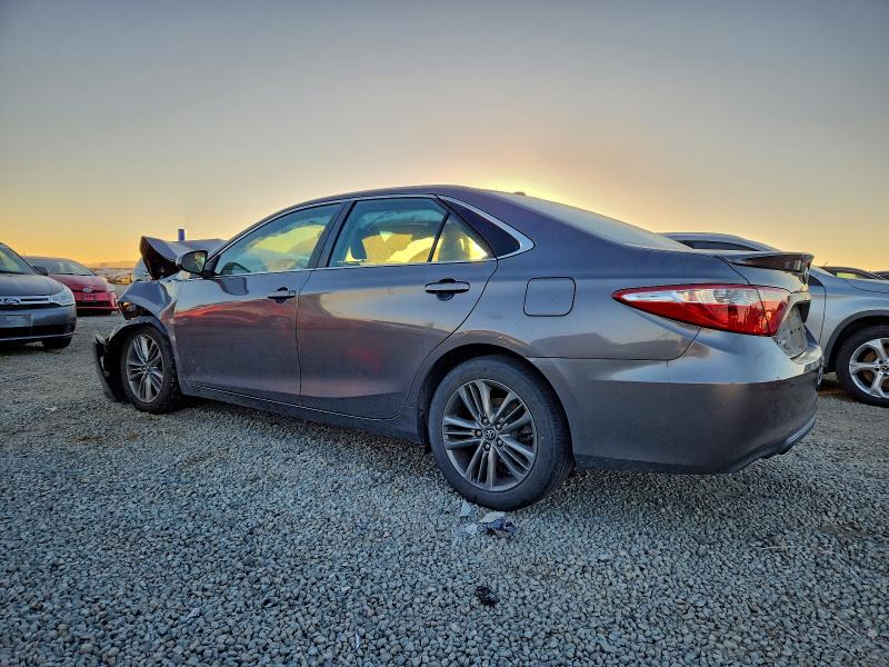 Фото 2 - TOYOTA CAMRY