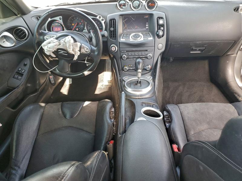 Фото 8 - NISSAN 370Z