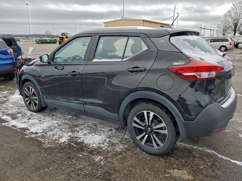 Фото 2 - NISSAN KICKS