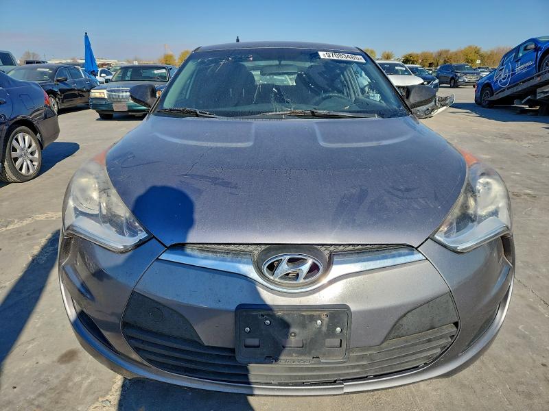 Фото 5 - HYUNDAI VELOSTER