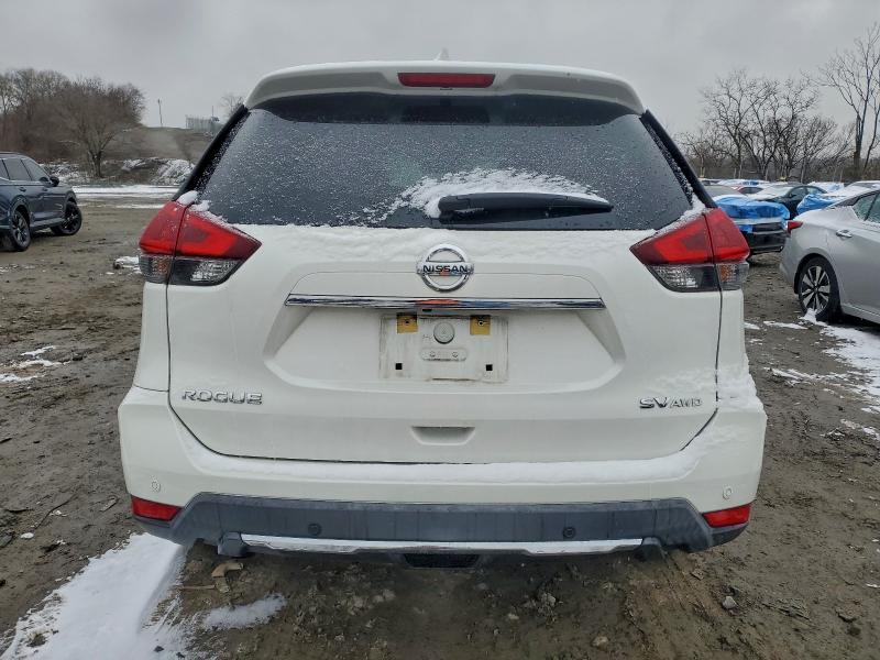 Фото 6 - NISSAN ROGUE