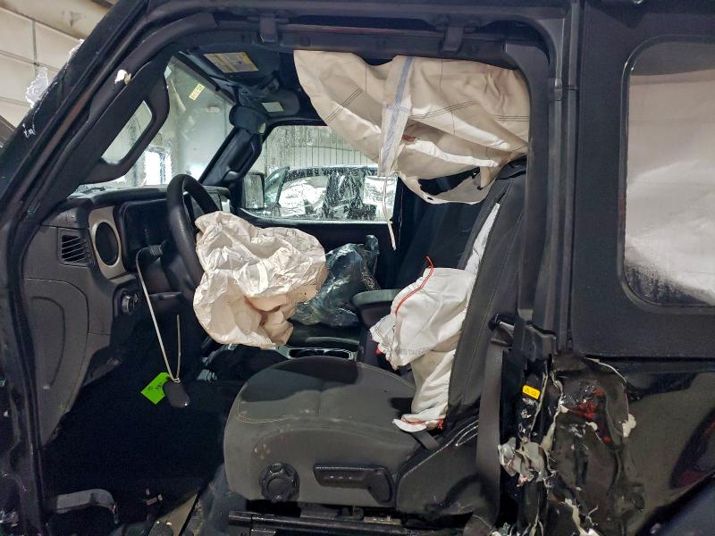 Фото 7 - JEEP WRANGLER