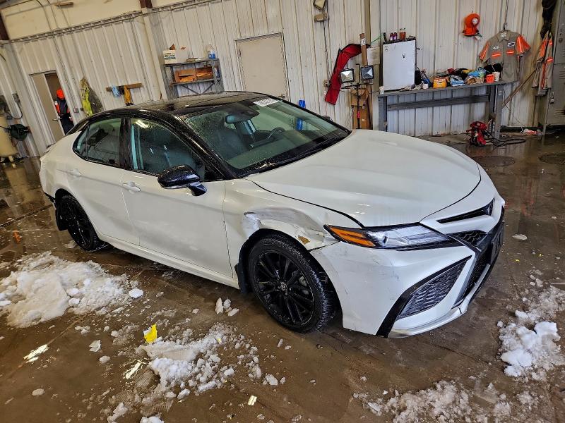 Фото 4 - TOYOTA CAMRY