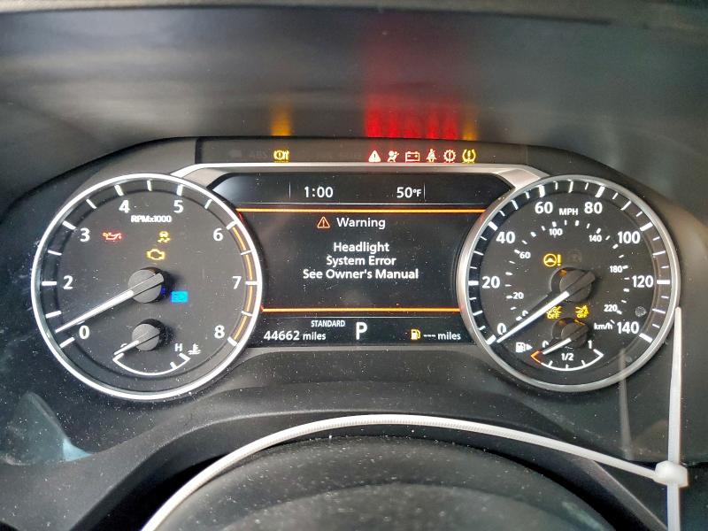 Фото 9 - NISSAN ROGUE