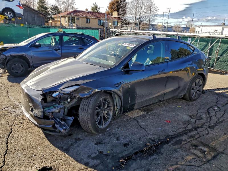 Фото 1 - TESLA MODEL Y
