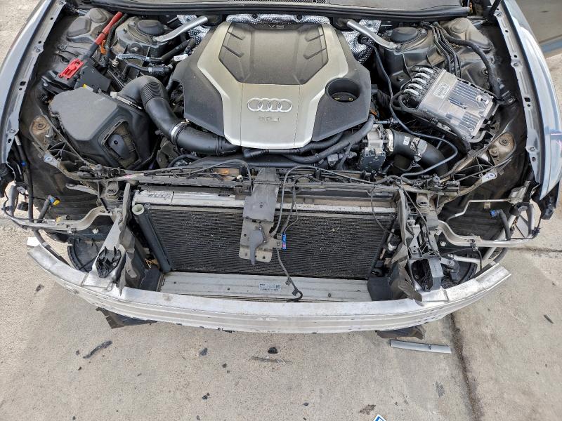 Фото 11 - AUDI A6