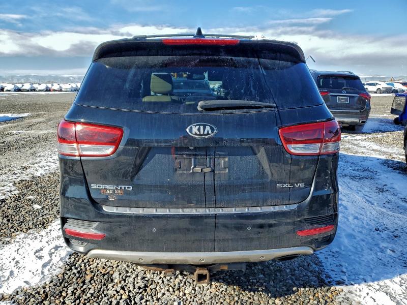 Фото 6 - KIA SORENTO