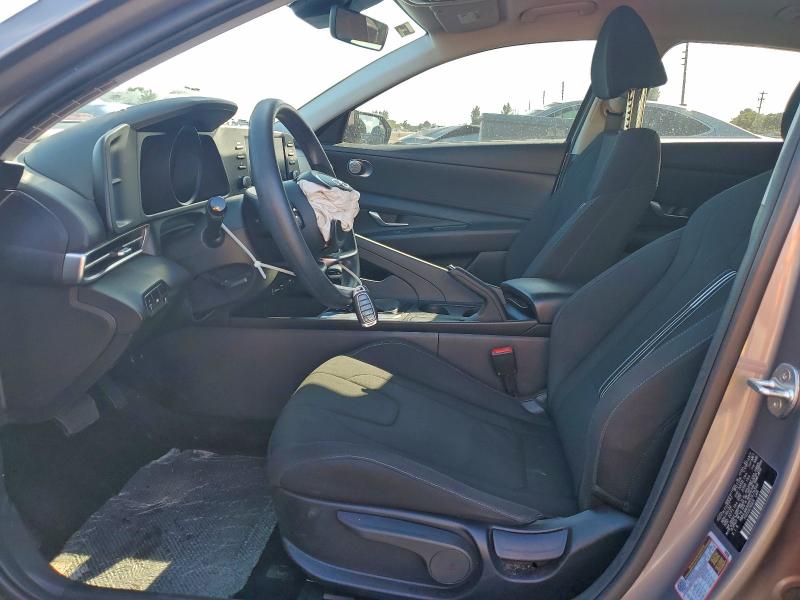 Фото 7 - HYUNDAI ELANTRA