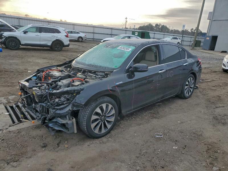 Фото 1 - HONDA ACCORD