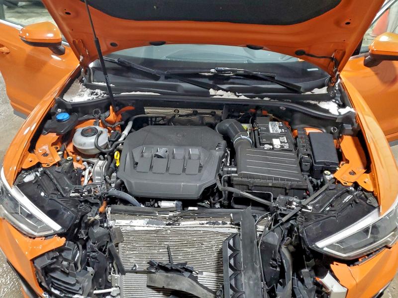 Фото 12 - AUDI Q3