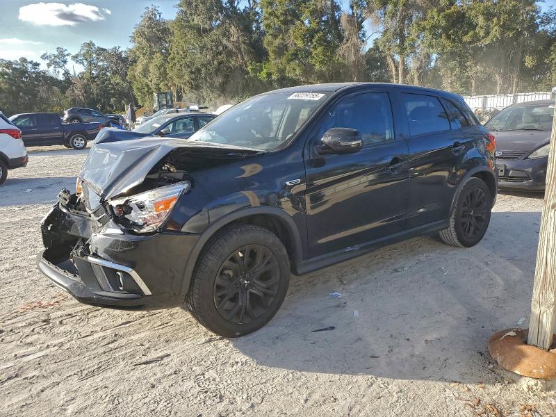 Фото 1 - MITSUBISHI OUTLANDER