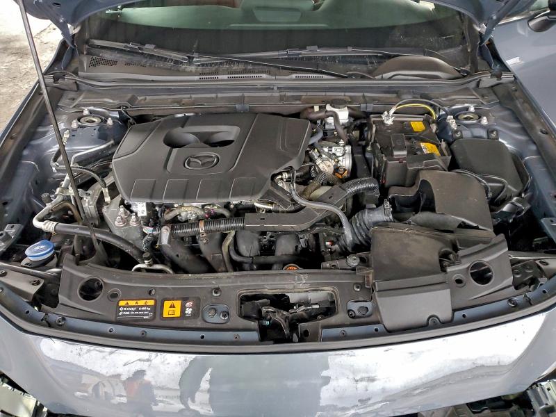 Фото 11 - MAZDA 3