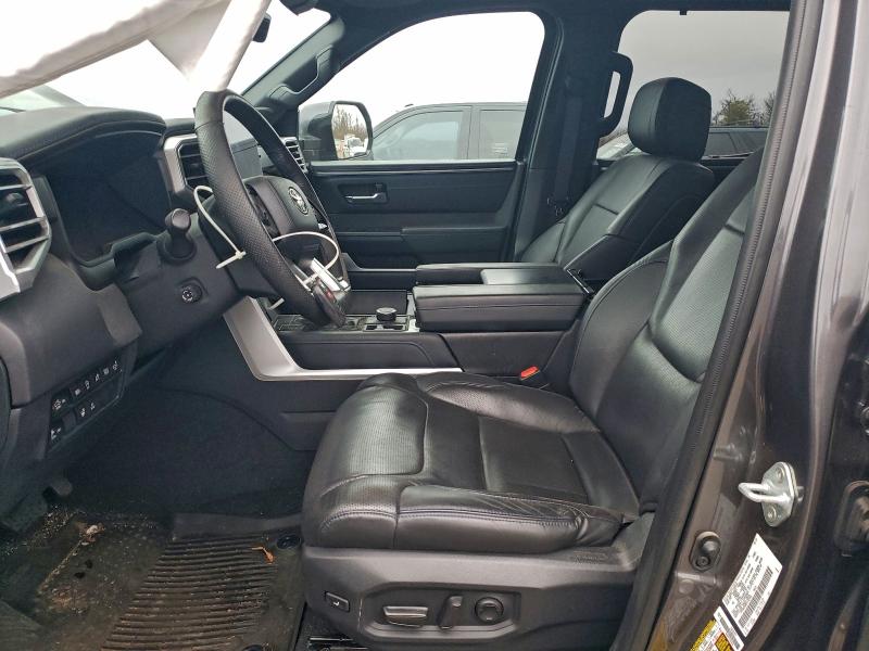 Фото 7 - TOYOTA TUNDRA