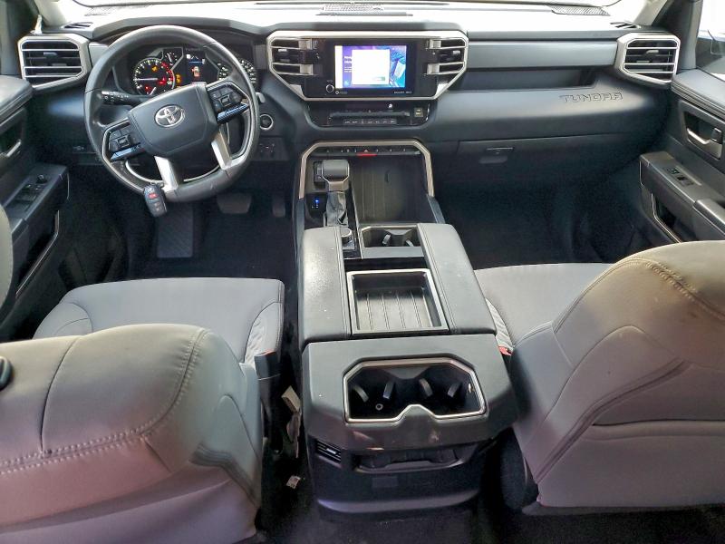 Фото 8 - TOYOTA TUNDRA