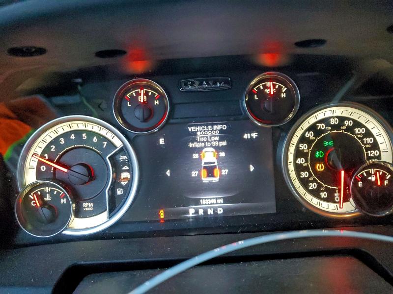 Фото 9 - RAM 1500