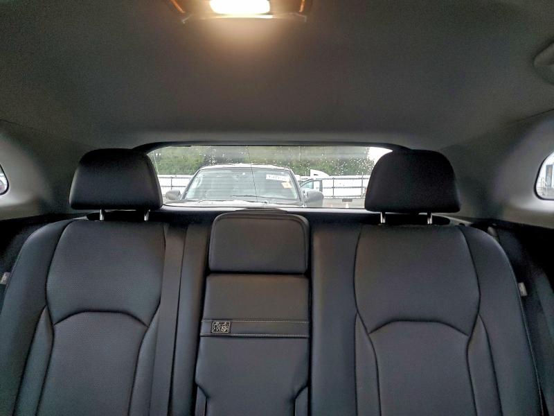 Фото 10 - LEXUS RX350