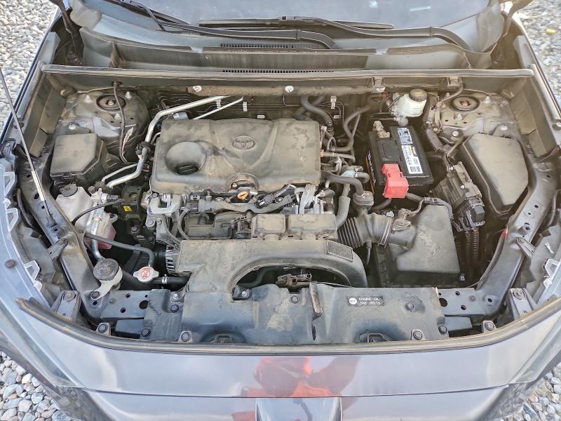 Фото 12 - TOYOTA RAV4