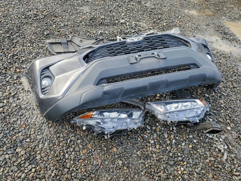 Фото 13 - TOYOTA RAV4