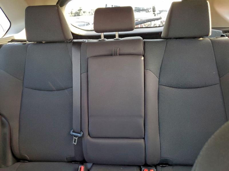 Фото 10 - TOYOTA RAV4