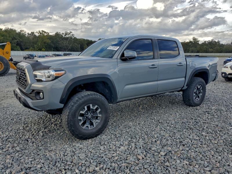 Фото 1 - TOYOTA TACOMA