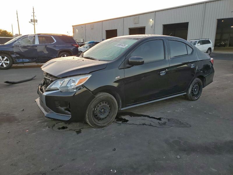 Фото 1 - MITSUBISHI MIRAGE