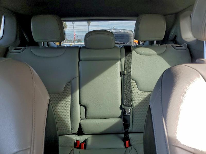 Фото 10 - JEEP COMPASS