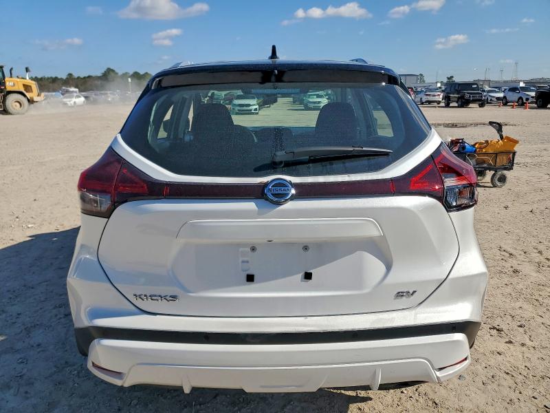 Фото 6 - NISSAN KICKS