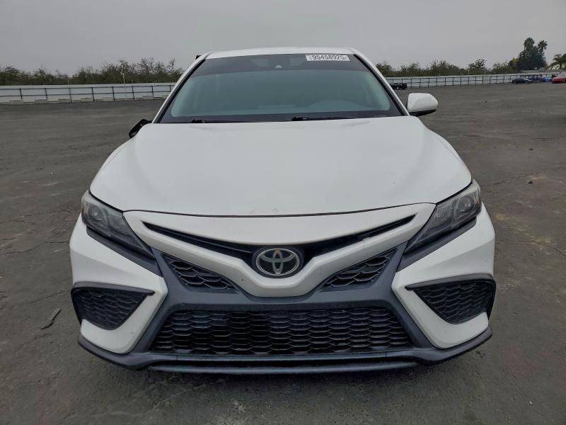 Фото 5 - TOYOTA CAMRY