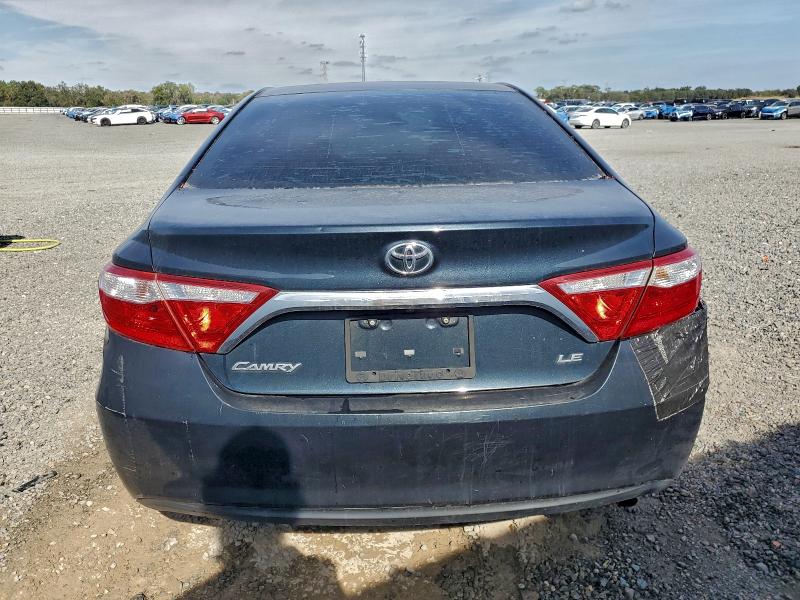 Фото 6 - TOYOTA CAMRY