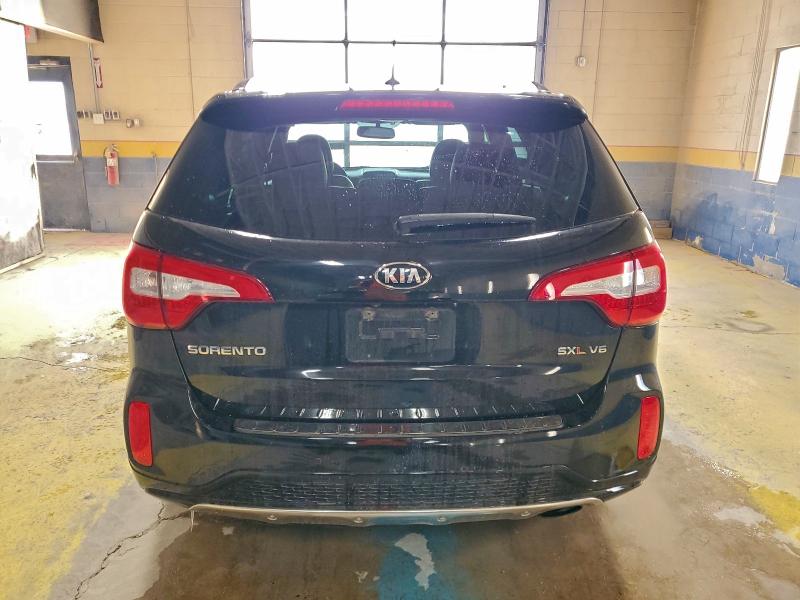 Фото 6 - KIA SORENTO