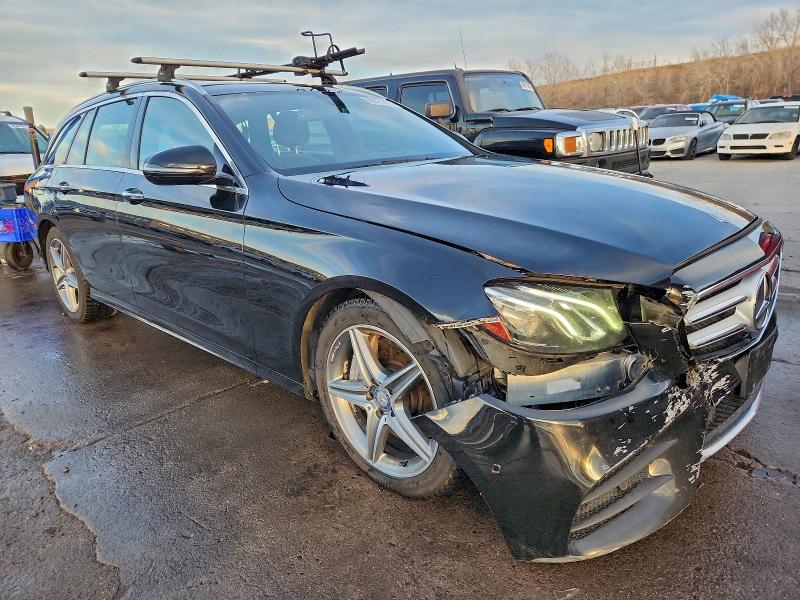 Фото 4 - MERCEDES-BENZ E-CLASS