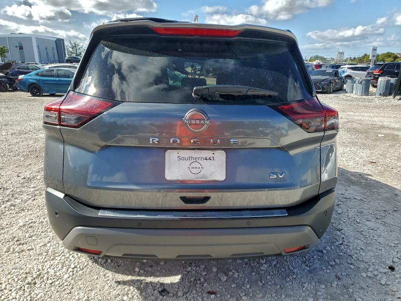 Фото 6 - NISSAN ROGUE