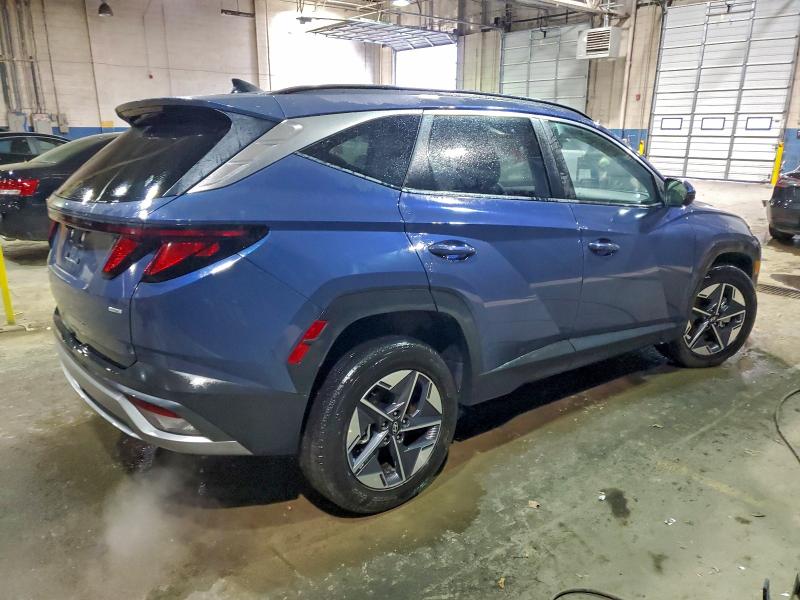 Фото 3 - HYUNDAI TUCSON