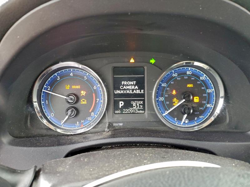 Фото 9 - TOYOTA COROLLA