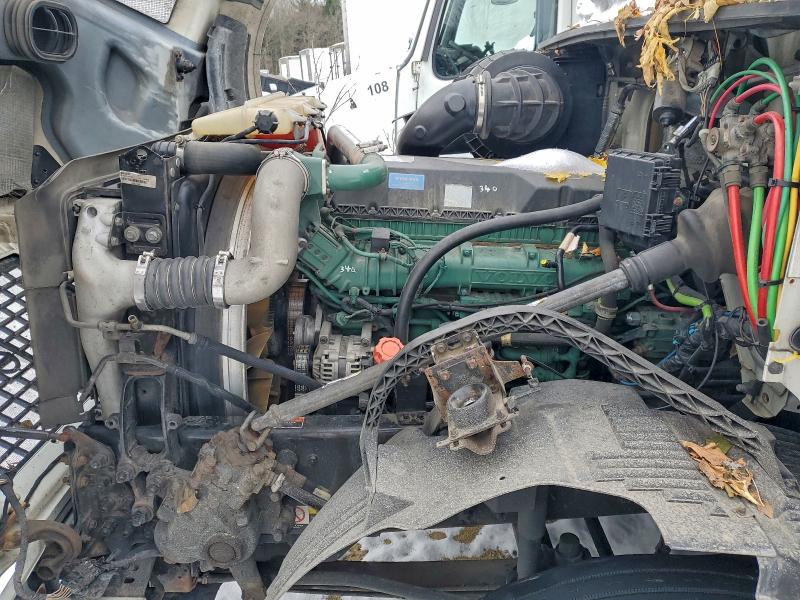 VOLVO VN 2016 VIN 4V4NC9EH1GN942446