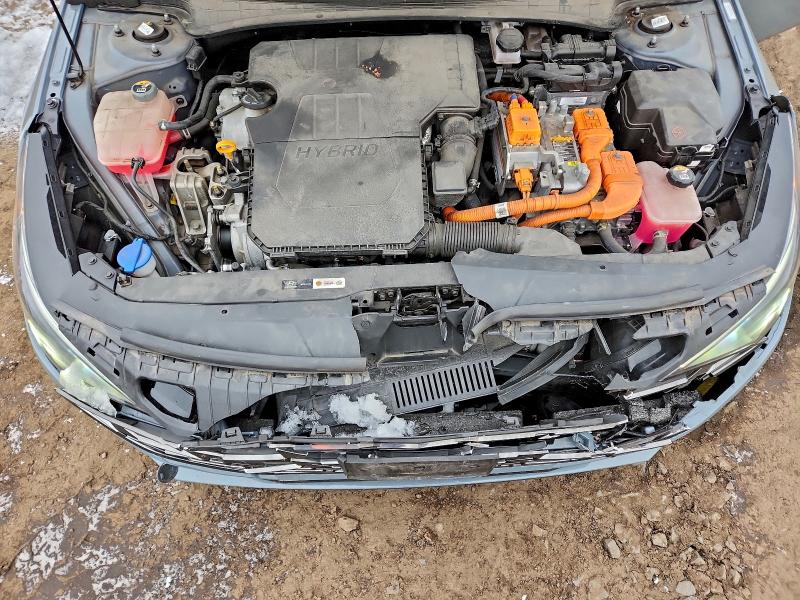 Фото 11 - HYUNDAI ELANTRA