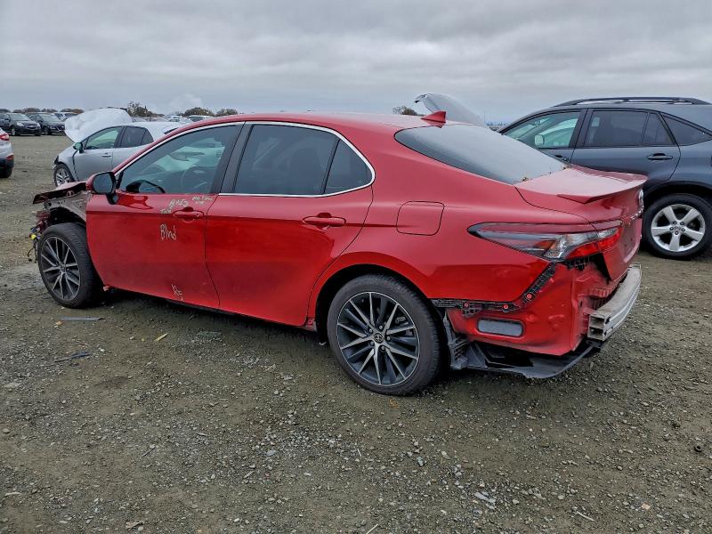 Фото 2 - TOYOTA CAMRY