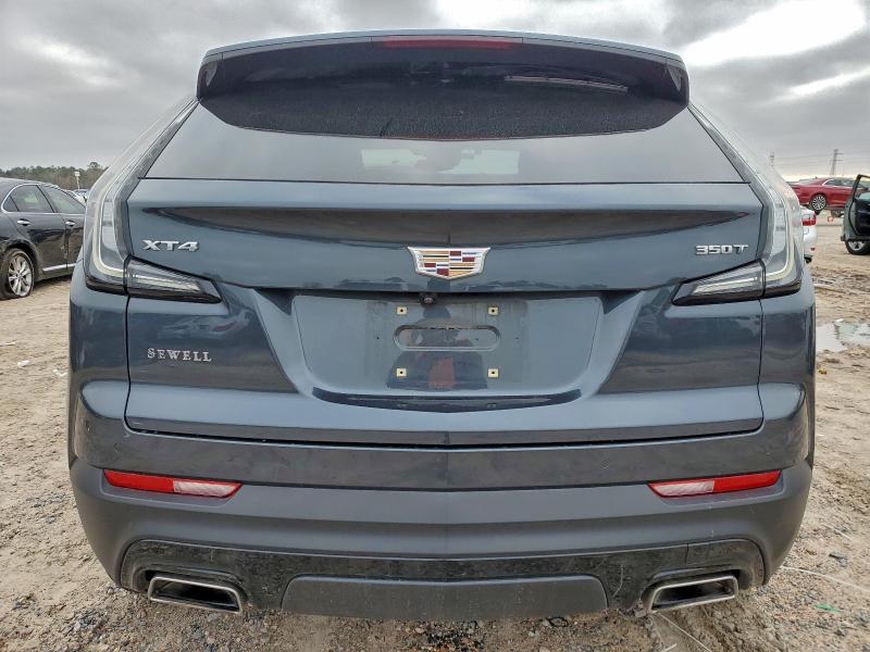 Фото 6 - CADILLAC XT4