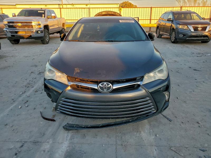 Фото 5 - TOYOTA CAMRY