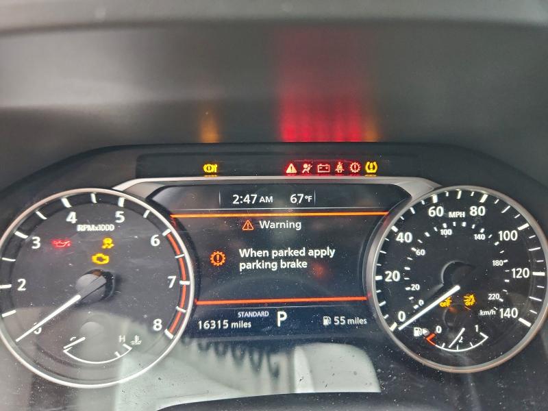 Фото 9 - NISSAN ROGUE