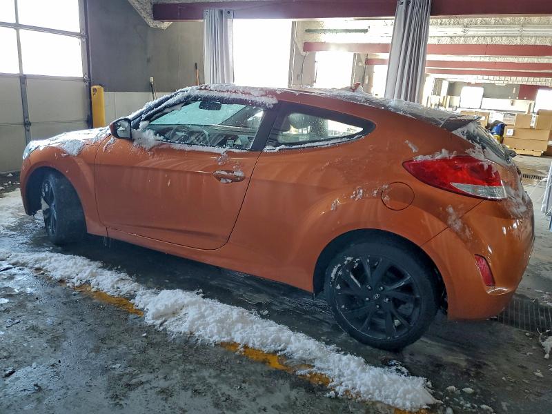 Фото 2 - HYUNDAI VELOSTER