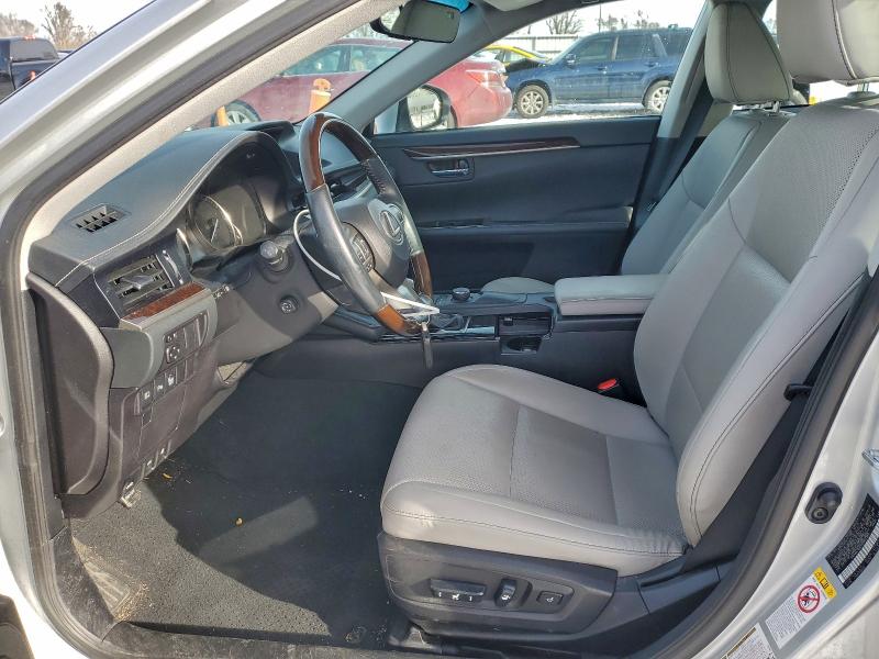 Фото 7 - LEXUS ES350