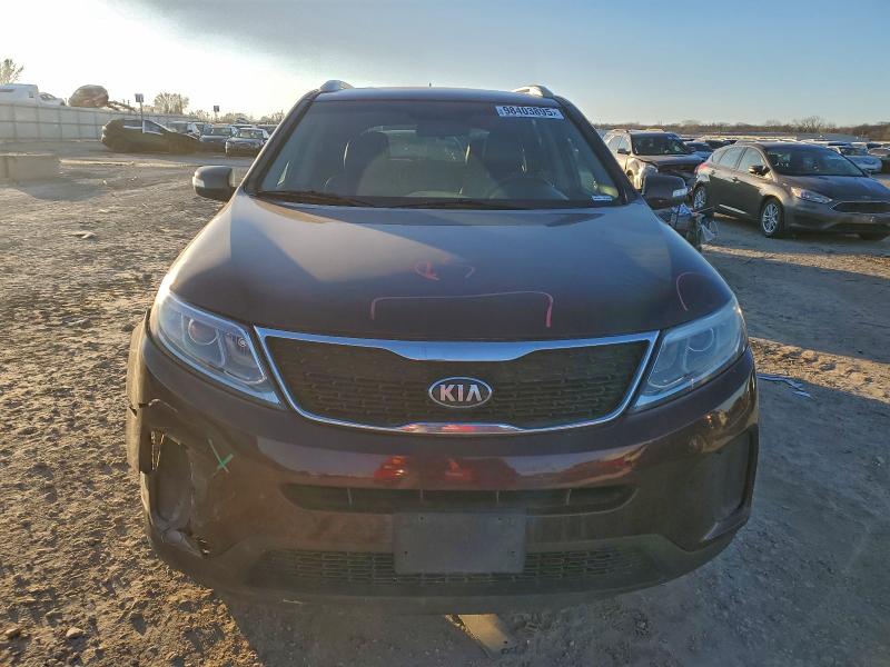 Фото 5 - KIA SORENTO
