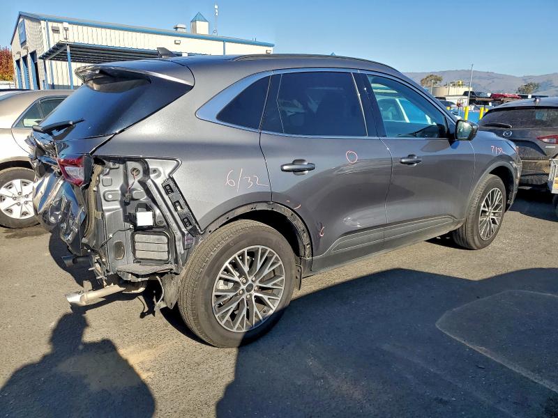 Фото 3 - FORD ESCAPE